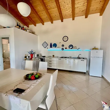 Fiori Con Piscina By Wonderful Italy Willa